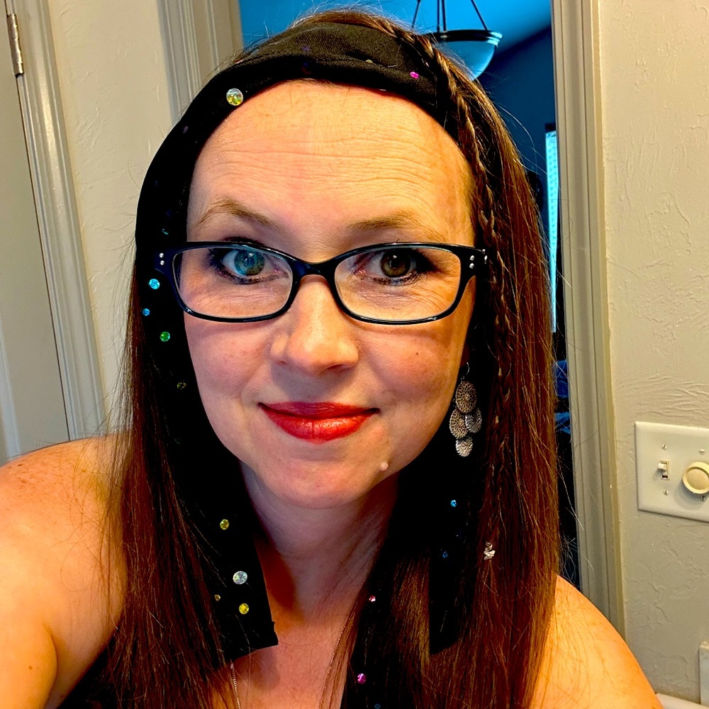 Meet your Posher, Jamie